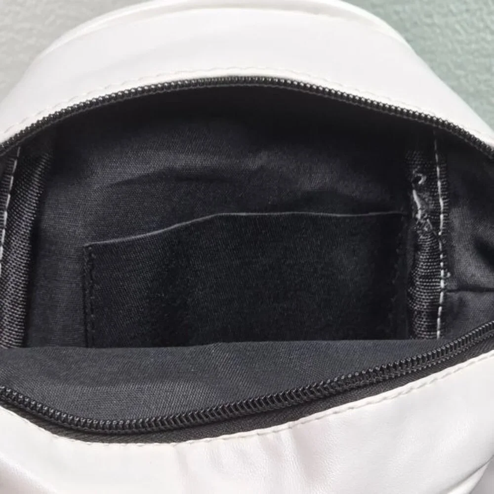 🎃 White Ghost Crossbody‎ Bag (NWOT)